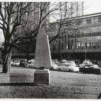Dummy van het Wilhelmina-beeld in het park bij de Parkkade, Rotterdam, ca. 1967, foto ANP